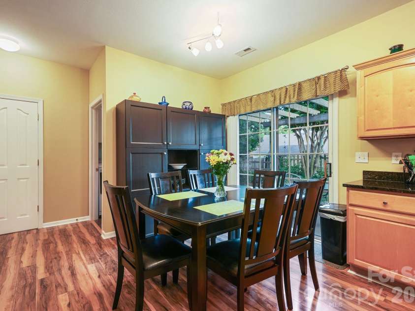15926 Bubbling Branch Lane, Charlotte, NC 28273.  MLS# CAR4399403, YatesRealty ID 36053. 