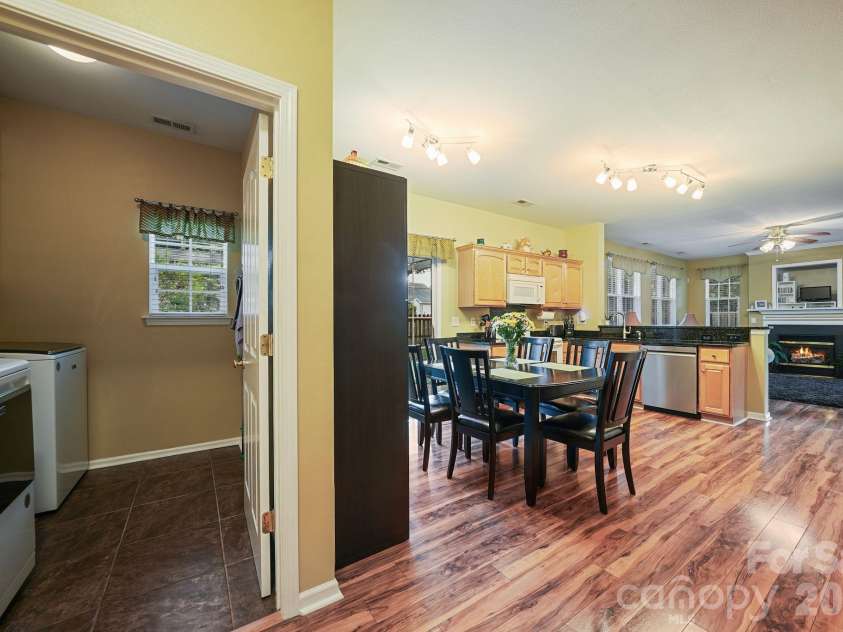 15926 Bubbling Branch Lane, Charlotte, NC 28273.  MLS# CAR4399403, YatesRealty ID 36053. 