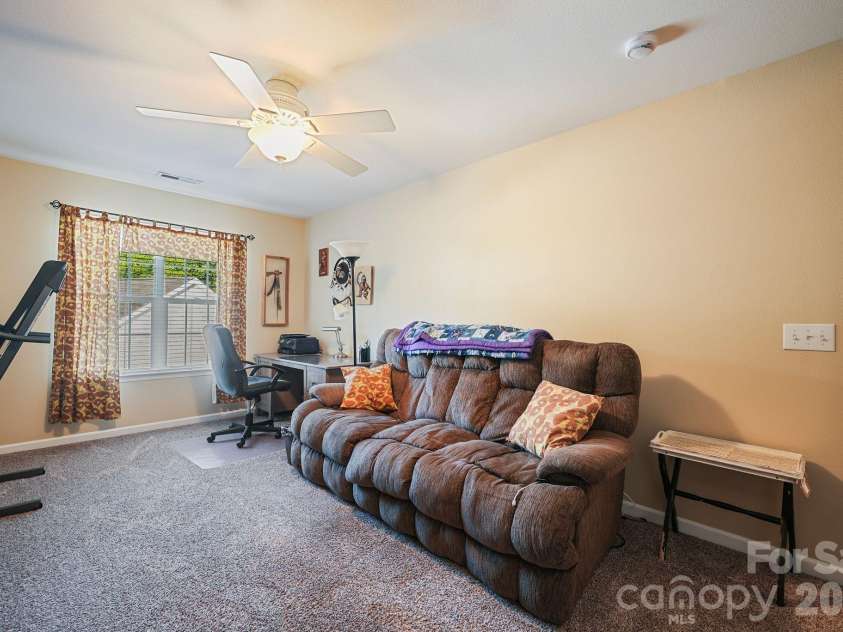 15926 Bubbling Branch Lane, Charlotte, NC 28273.  MLS# CAR4399403, YatesRealty ID 36053. 