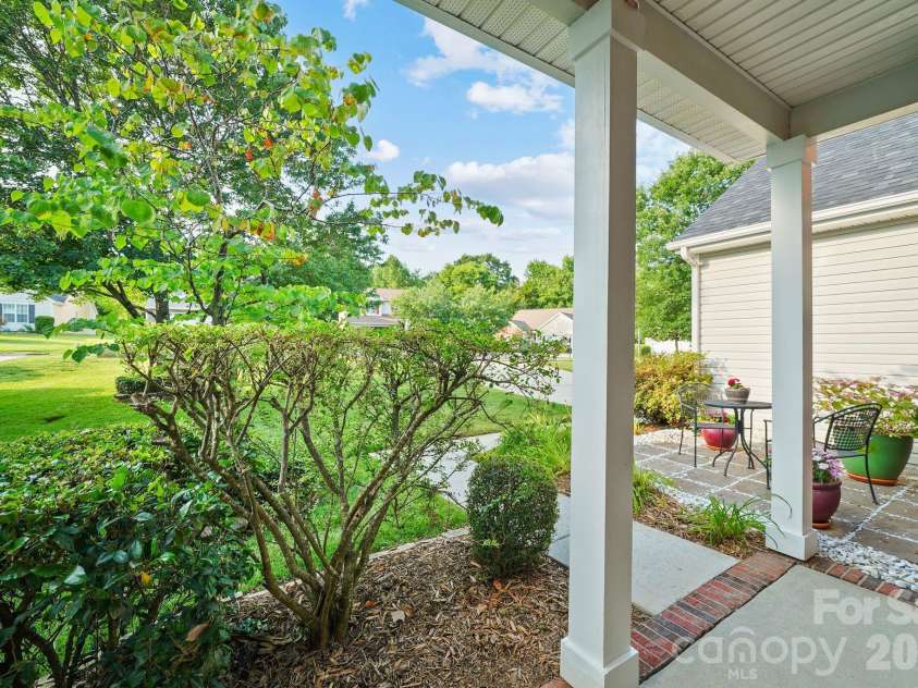 15926 Bubbling Branch Lane, Charlotte, NC 28273.  MLS# CAR4399403, YatesRealty ID 36053. 