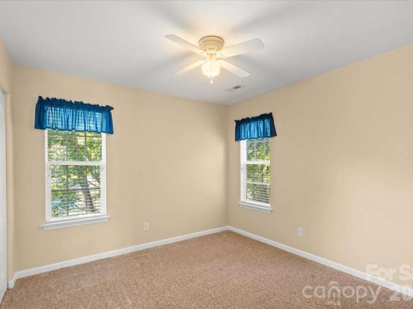 15926 Bubbling Branch Lane, Charlotte, NC 28273.  MLS# CAR4399403, YatesRealty ID 36053. 