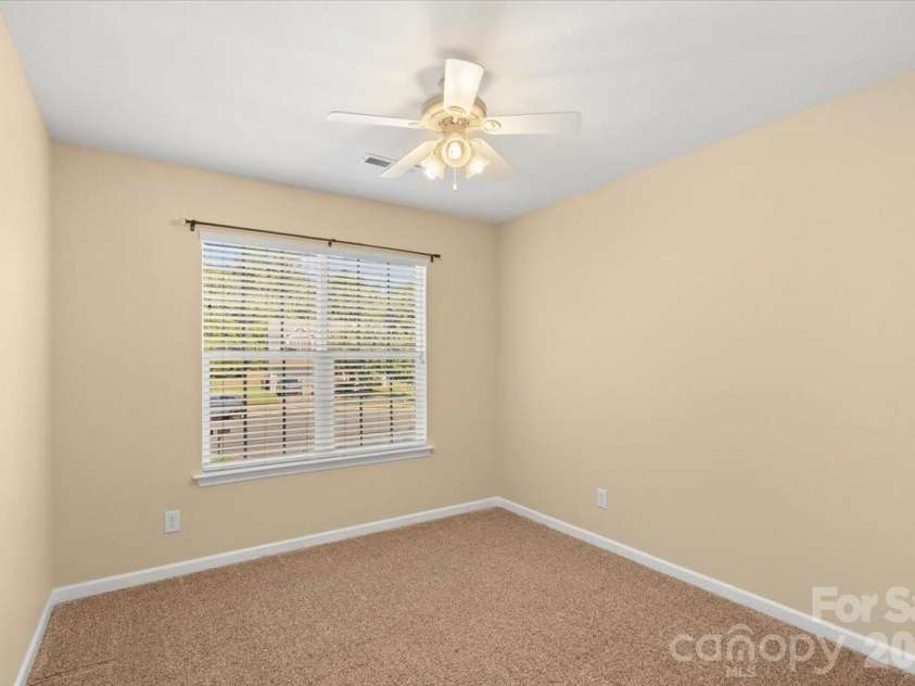 15926 Bubbling Branch Lane, Charlotte, NC 28273.  MLS# CAR4399403, YatesRealty ID 36053. 