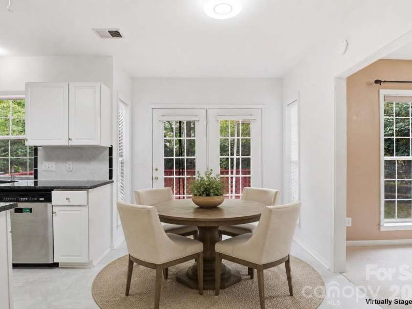 7533 Lady Bank Drive, Charlotte, NC 28269.  MLS# CAR4399616, YatesRealty ID 36054. 