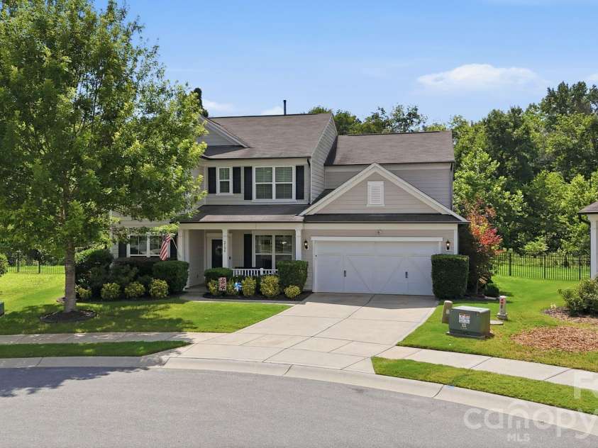 2104 Angel Oak Drive, Fort Mill, SC 29715.  MLS# CAR4399145, YatesRealty ID 36055. 
