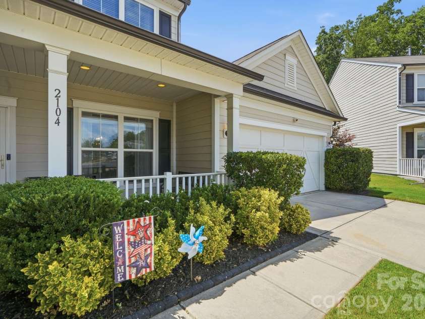 2104 Angel Oak Drive, Fort Mill, SC 29715.  MLS# CAR4399145, YatesRealty ID 36055. 