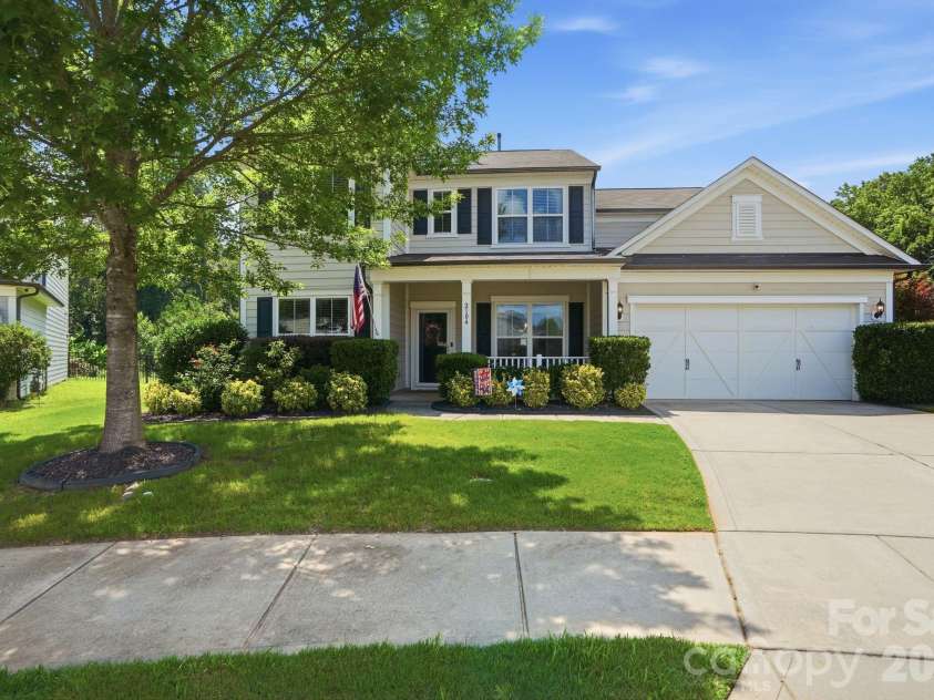 2104 Angel Oak Drive, Fort Mill, SC 29715.  MLS# CAR4399145, YatesRealty ID 36055. 