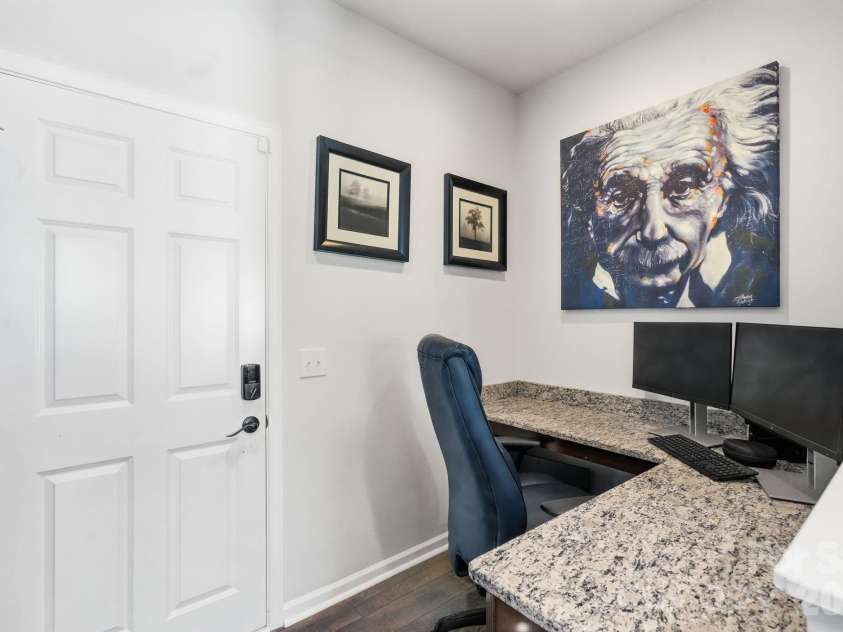 2104 Angel Oak Drive, Fort Mill, SC 29715.  MLS# CAR4399145, YatesRealty ID 36055. Separate Office Nook