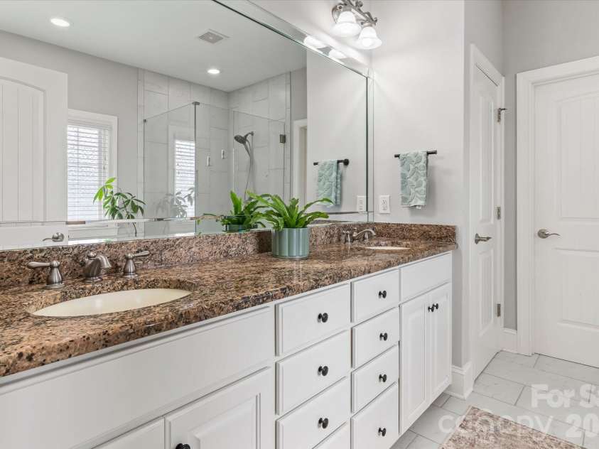 115 Orchard Farm Lane, Mooresville, NC 28117.  MLS# CAR4400248, YatesRealty ID 36057. 