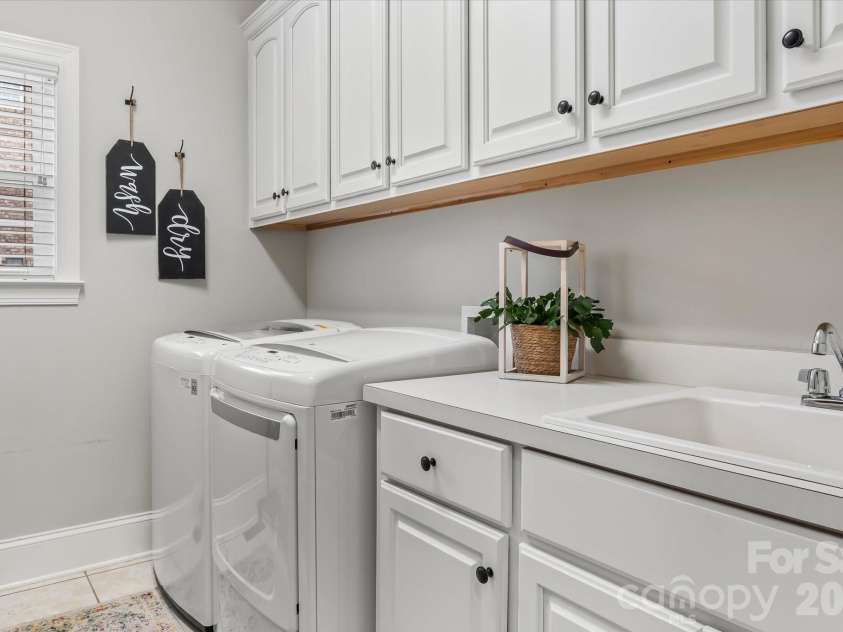 115 Orchard Farm Lane, Mooresville, NC 28117.  MLS# CAR4400248, YatesRealty ID 36057. 