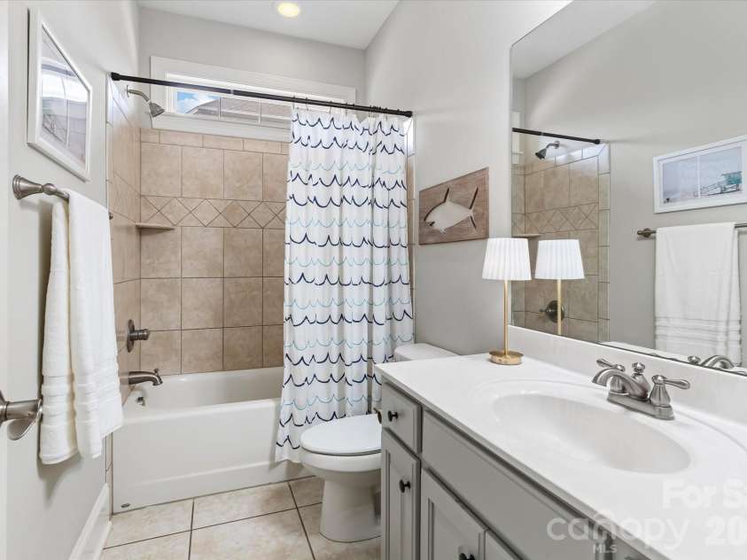 115 Orchard Farm Lane, Mooresville, NC 28117.  MLS# CAR4400248, YatesRealty ID 36057. 