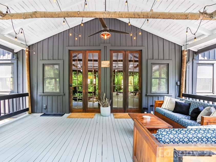 150 Indian Cave Park Road, Hendersonville, NC 28739.  MLS# CAR4400404, YatesRealty ID 36059. 