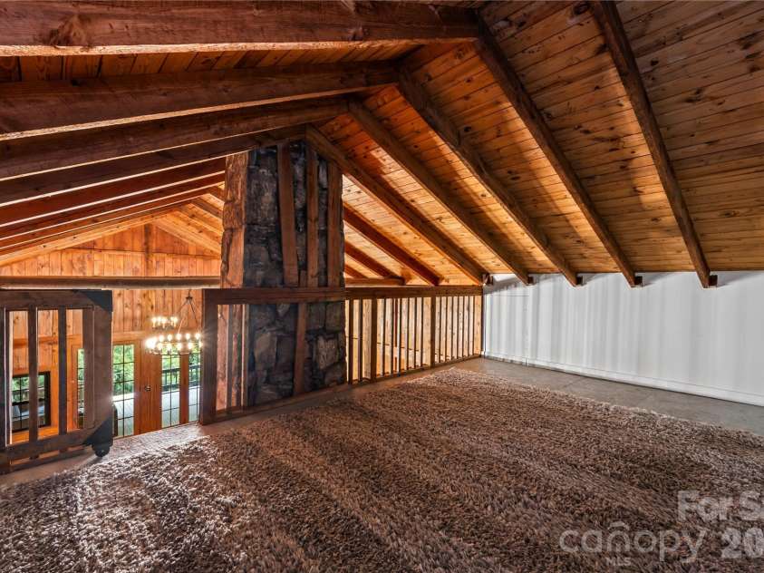 150 Indian Cave Park Road, Hendersonville, NC 28739.  MLS# CAR4400404, YatesRealty ID 36059. 