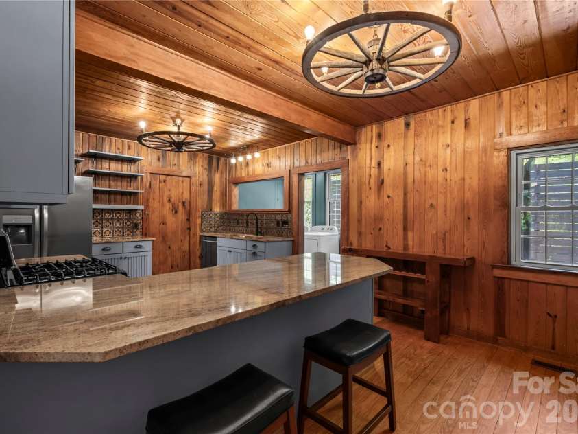 150 Indian Cave Park Road, Hendersonville, NC 28739.  MLS# CAR4400404, YatesRealty ID 36059. 