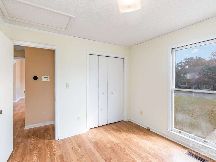 11031 Mallard Crossing Drive, Charlotte, NC 28262.  MLS# CAR4317615, YatesRealty ID 3606. 