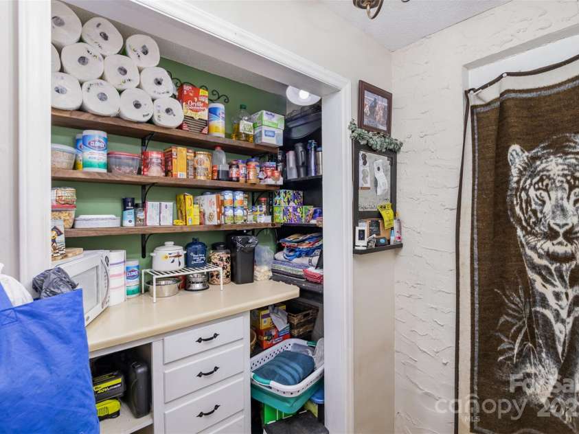 306 2nd Street, Cherryville, NC 28021.  MLS# CAR4222761, YatesRealty ID 3606. 