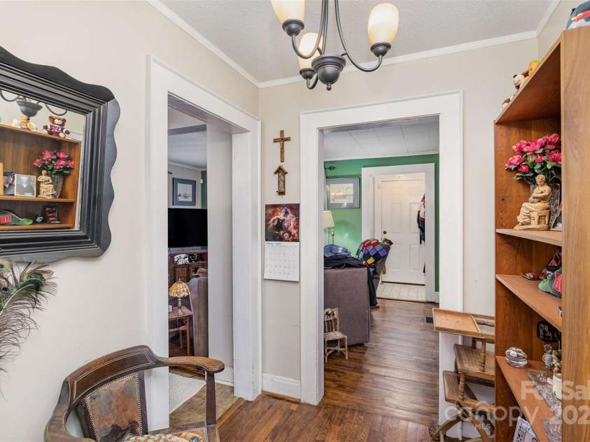 306 2nd Street, Cherryville, NC 28021.  MLS# CAR4222761, YatesRealty ID 3606. 