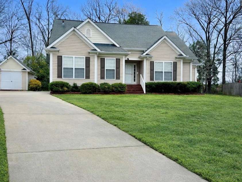 3170 Yates Mill Drive, Concord, NC 28027.  MLS# CAR4353892, YatesRealty ID 3606. 