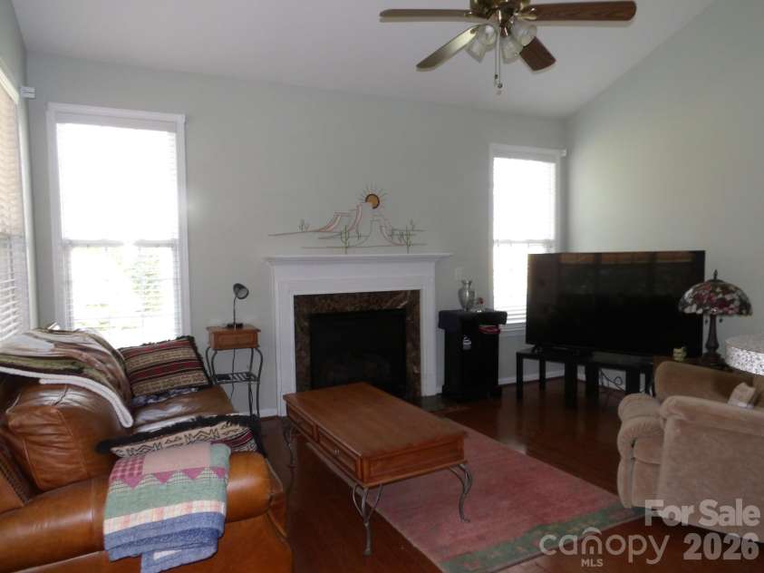 1712 Quartz Ridge, Fort Mill, SC 29708.  MLS# CAR4400529, YatesRealty ID 36061. 
