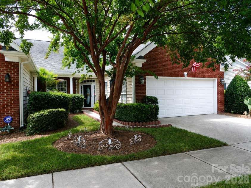 1712 Quartz Ridge, Fort Mill, SC 29708.  MLS# CAR4400529, YatesRealty ID 36061. 