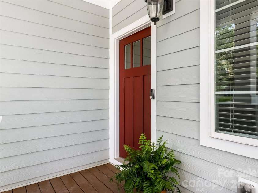 1412 Sumter Avenue, Charlotte, NC 28208.  MLS# CAR4401648, YatesRealty ID 36062. 