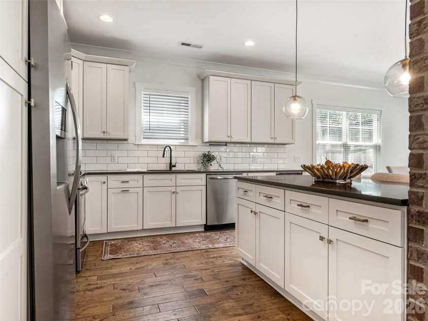 1412 Sumter Avenue, Charlotte, NC 28208.  MLS# CAR4401648, YatesRealty ID 36062. 