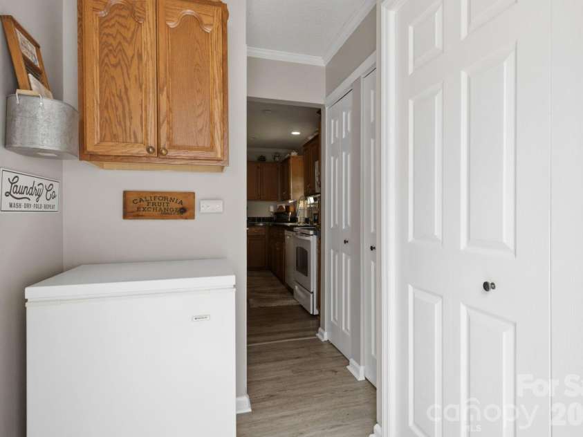 112 23rd Street, Newton, NC 28658.  MLS# CAR4400993, YatesRealty ID 36063. 