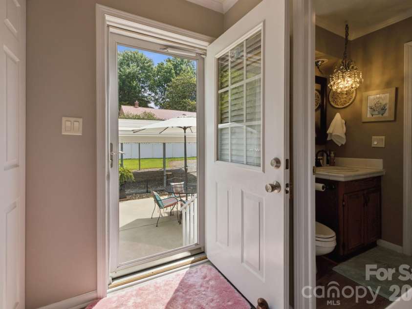 112 23rd Street, Newton, NC 28658.  MLS# CAR4400993, YatesRealty ID 36063. 