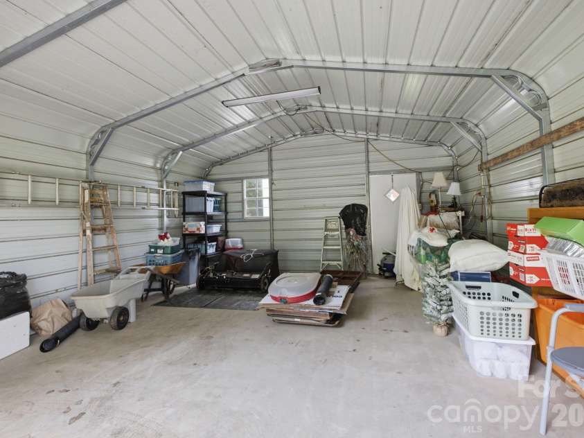 112 23rd Street, Newton, NC 28658.  MLS# CAR4400993, YatesRealty ID 36063. 
