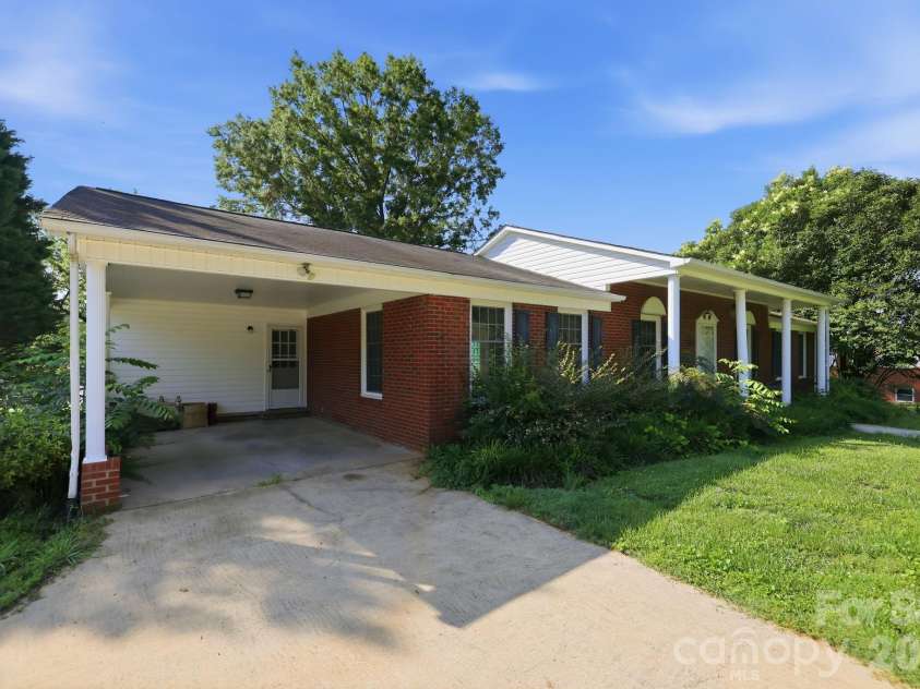 310 Roy Eaker Road, Cherryville, NC 28021.  MLS# CAR4391935, YatesRealty ID 36065. 