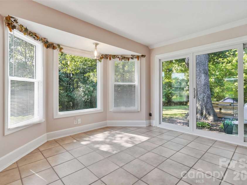 3005 Weddington Road, Monroe, NC 28110.  MLS# CAR4402031, YatesRealty ID 36067. Dining Area with Bay Window