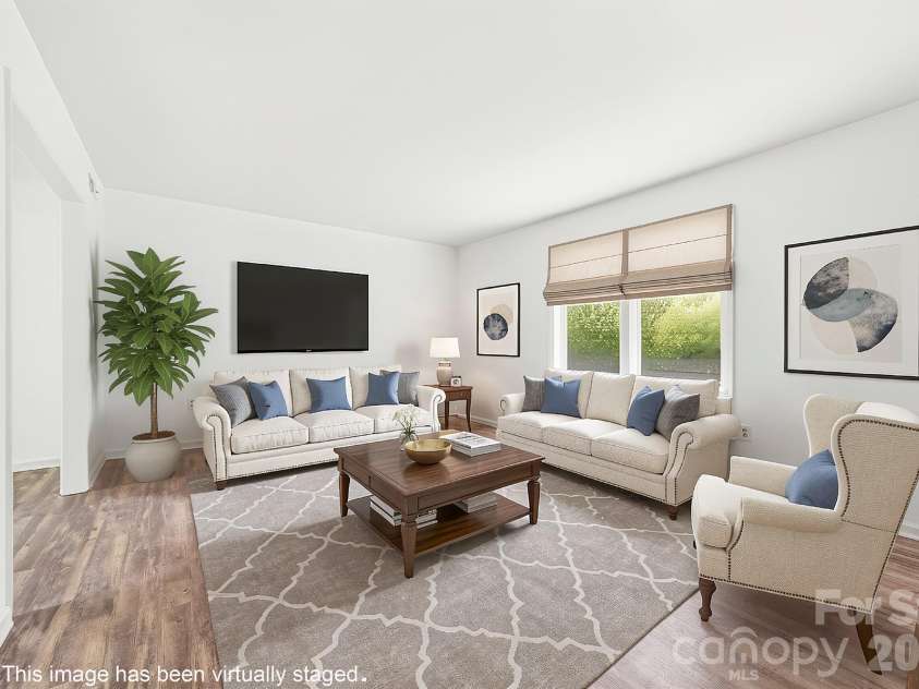 616 Silversmith Lane, Charlotte, NC 28270.  MLS# CAR4395156, YatesRealty ID 36068. 