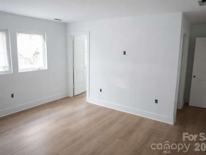 1424 Quiver Way, York, SC 29745.  MLS# CAR4338273, YatesRealty ID 3607. 