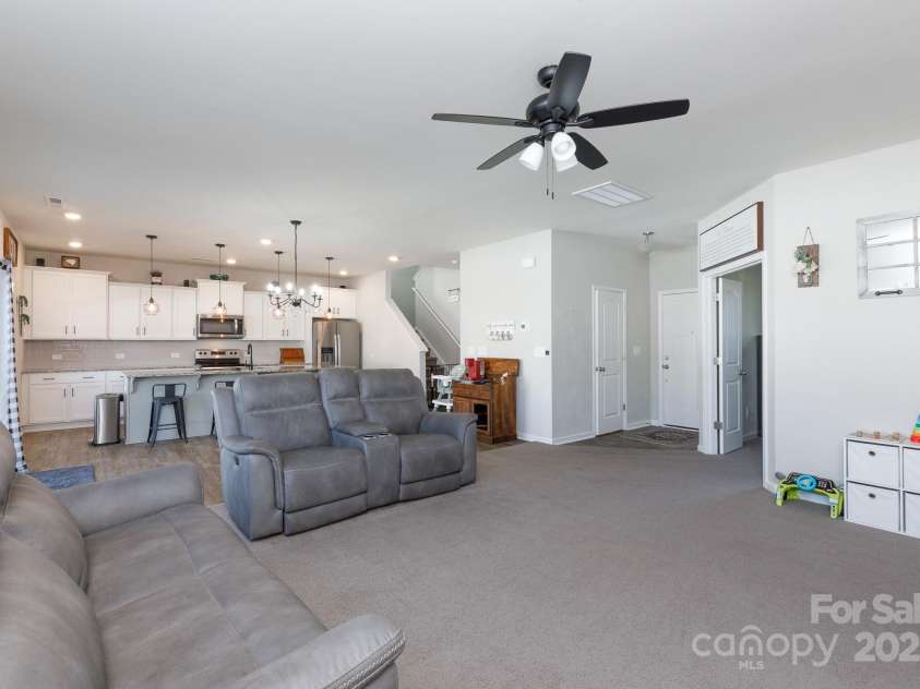 446 Brannon Meadows Drive, York, SC 29745.  MLS# CAR4235949, YatesRealty ID 3607. 