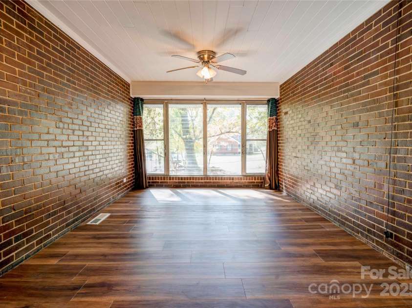 711 Groves Street, Kings Mountain, NC 28086.  MLS# CAR4318123, YatesRealty ID 3607. 
