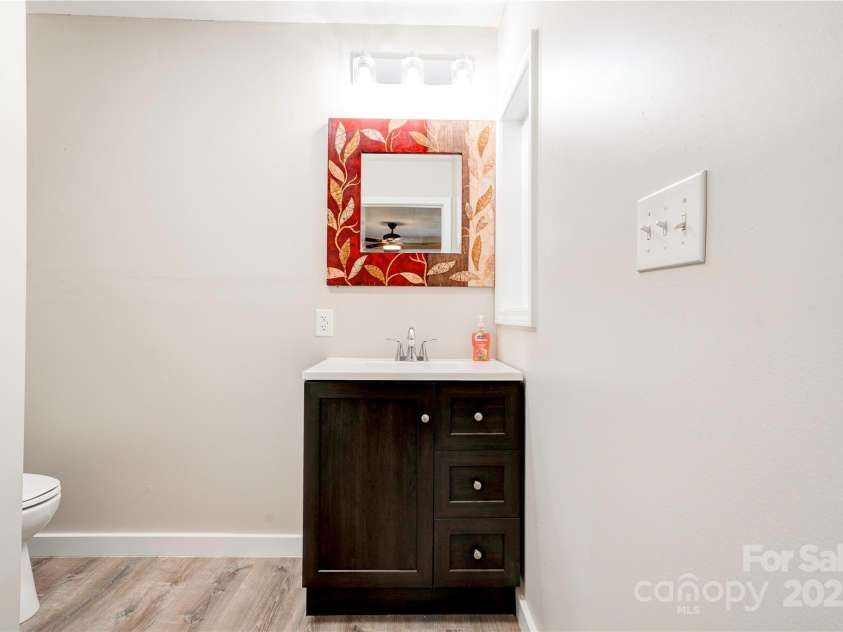 711 Groves Street, Kings Mountain, NC 28086.  MLS# CAR4318123, YatesRealty ID 3607. 