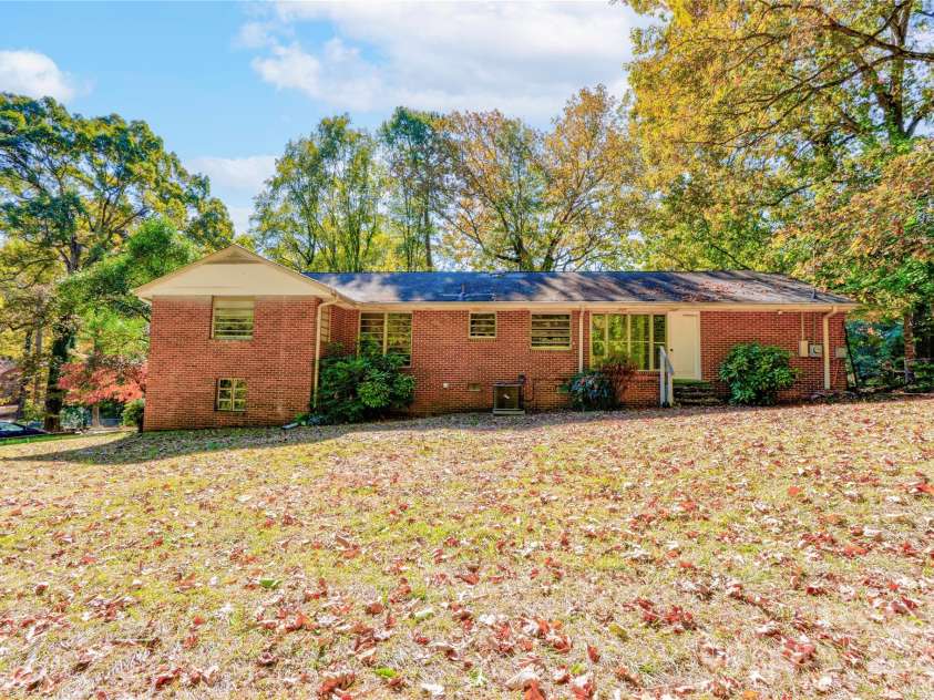 711 Groves Street, Kings Mountain, NC 28086.  MLS# CAR4318123, YatesRealty ID 3607. 
