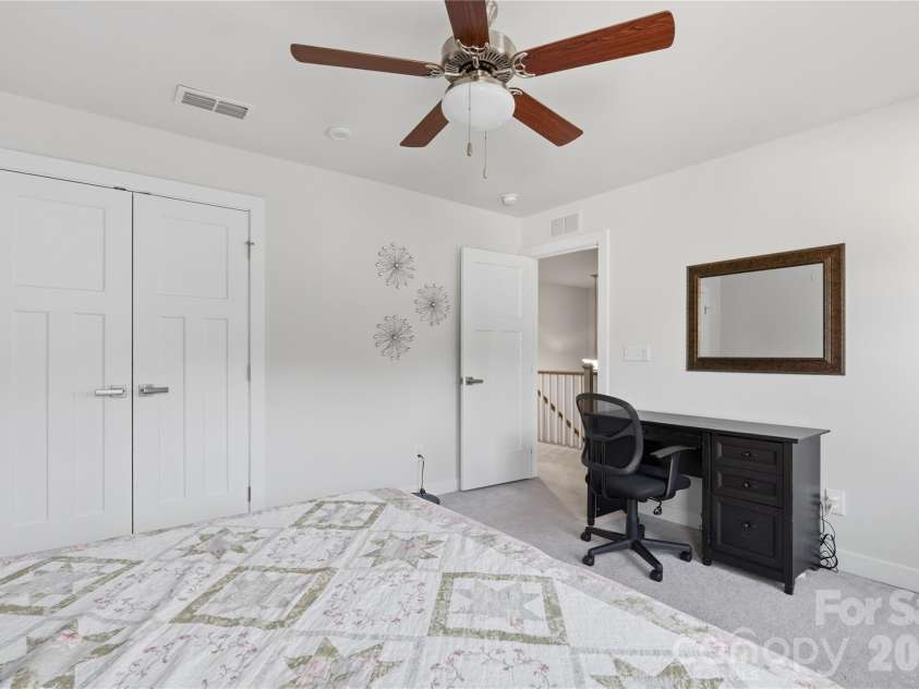 10158 Paper Birch Drive, Charlotte, NC 28215.  MLS# CAR4373913, YatesRealty ID 36070. Bedroom 1
