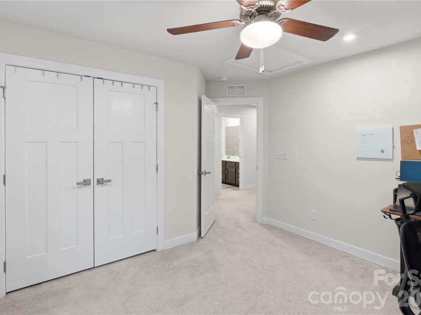 10158 Paper Birch Drive, Charlotte, NC 28215.  MLS# CAR4373913, YatesRealty ID 36070. Bedroom 3
