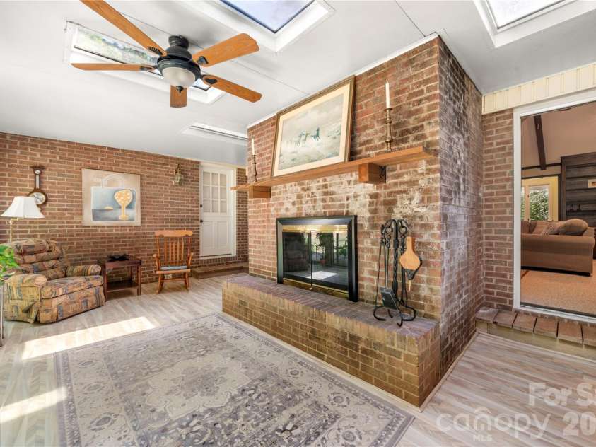 3426 Driftwood Drive, Gastonia, NC 28056.  MLS# CAR4378583, YatesRealty ID 36071. 