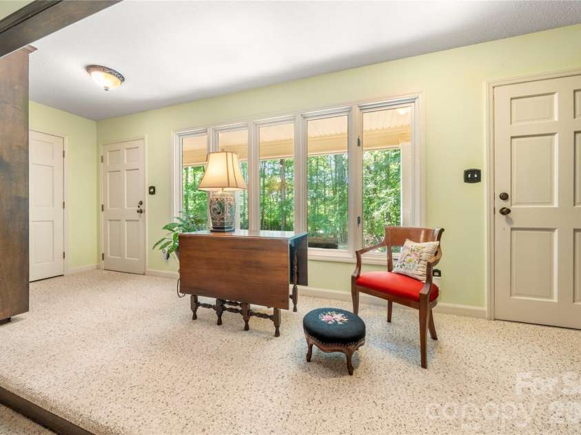 3426 Driftwood Drive, Gastonia, NC 28056.  MLS# CAR4378583, YatesRealty ID 36071. Foyer