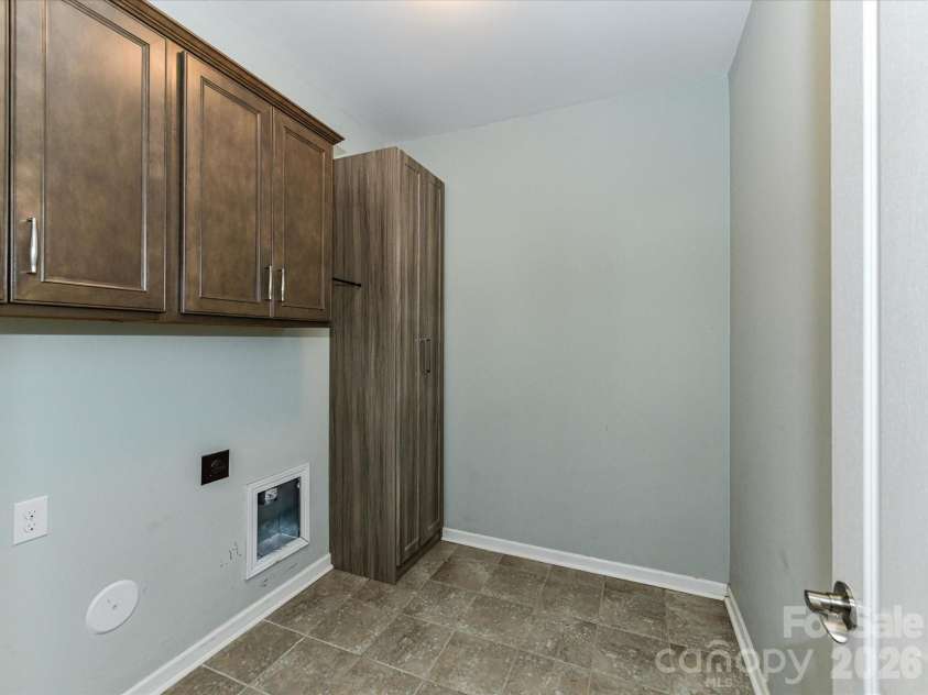 15738 Reynolds Drive, Indian Land, SC 29707.  MLS# CAR4377372, YatesRealty ID 36072. Main Floor Laundry