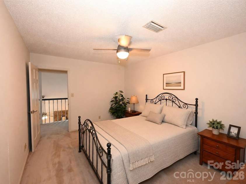 3675 Rock Bridge Drive, Conover, NC 28613.  MLS# CAR4392922, YatesRealty ID 36073. 