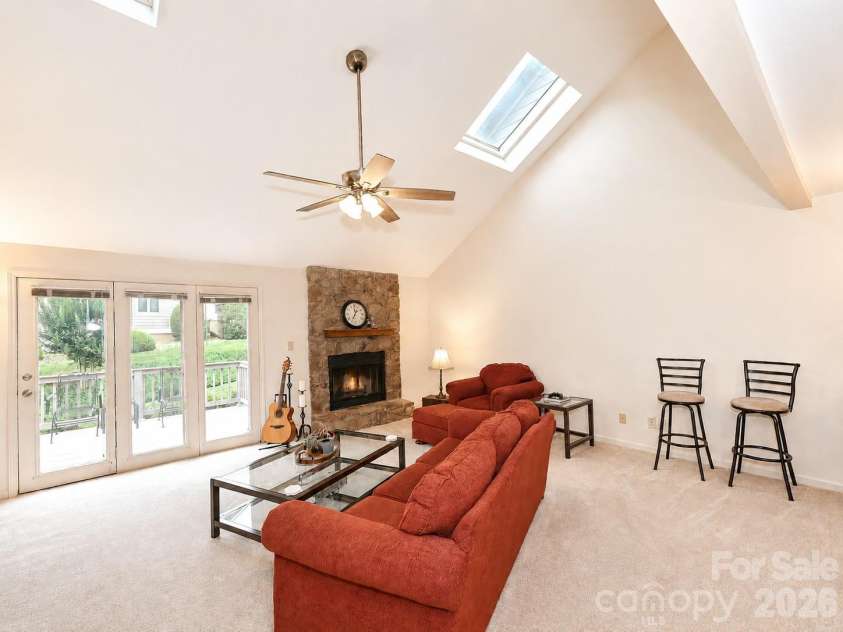3675 Rock Bridge Drive, Conover, NC 28613.  MLS# CAR4392922, YatesRealty ID 36073. Living Room