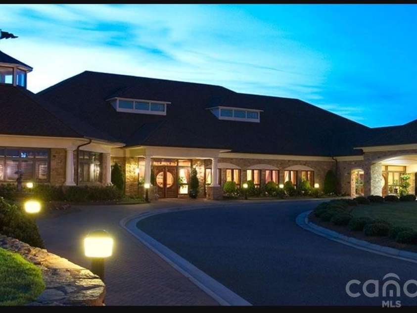 3675 Rock Bridge Drive, Conover, NC 28613.  MLS# CAR4392922, YatesRealty ID 36073. Rock Barn Clubhouse