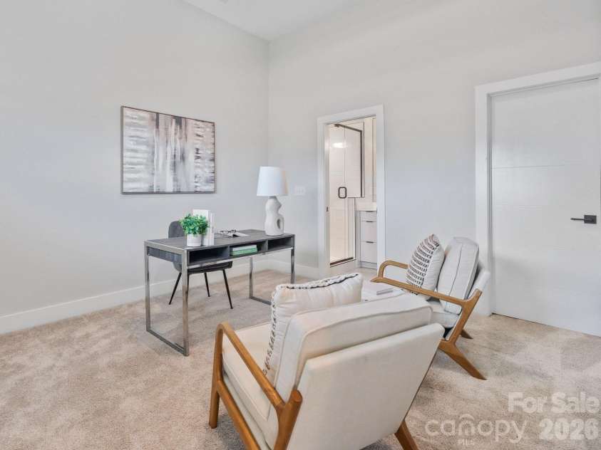 1218 Minter Place, Charlotte, NC 28203.  MLS# CAR4394962, YatesRealty ID 36074. 