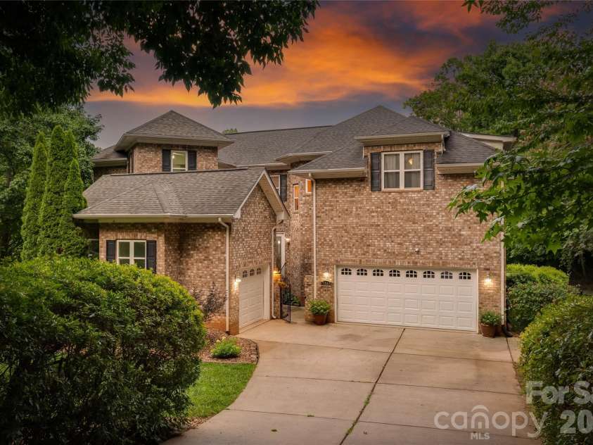 7365 Gabriel Street, Sherrills Ford, NC 28673.  MLS# CAR4391409, YatesRealty ID 36076. 