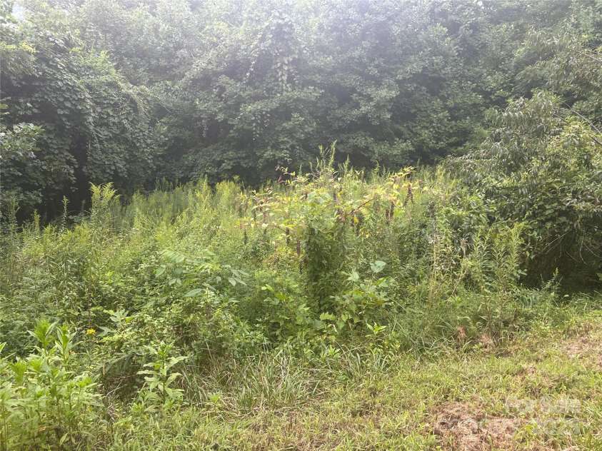 103 Cambridge Way, Waynesville, NC 28786.  MLS# CAR4289263, YatesRealty ID 3608. 