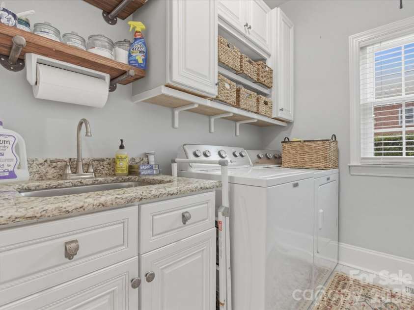 2289 Woodridge Drive, Fort Mill, SC 29715.  MLS# CAR4353971, YatesRealty ID 3608. 