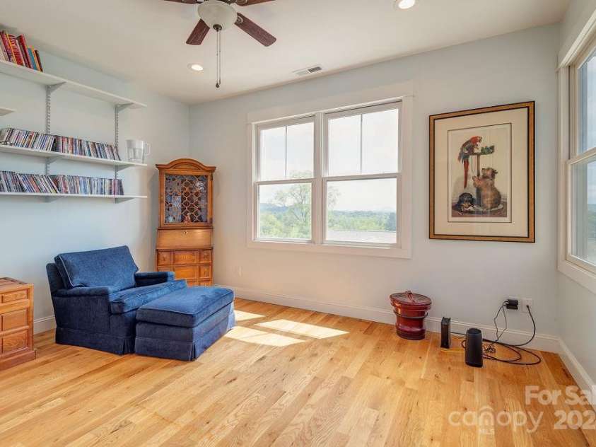 406 Kessler Place, Asheville, NC 28804.  MLS# CAR4172297, YatesRealty ID 3608. Secondary guest bedroom with wonderful views!