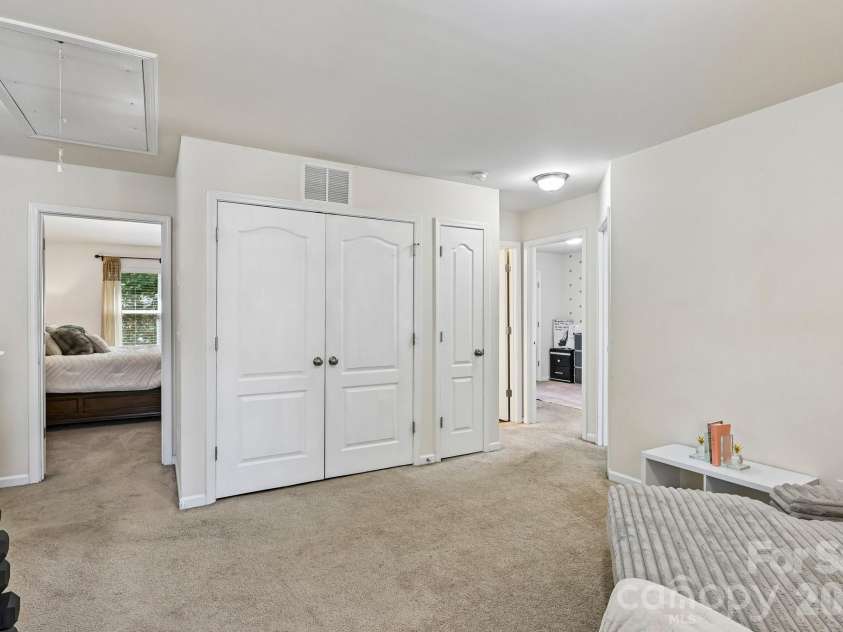 2206 Turtle Point Road, Charlotte, NC 28262.  MLS# CAR4393801, YatesRealty ID 36081. 